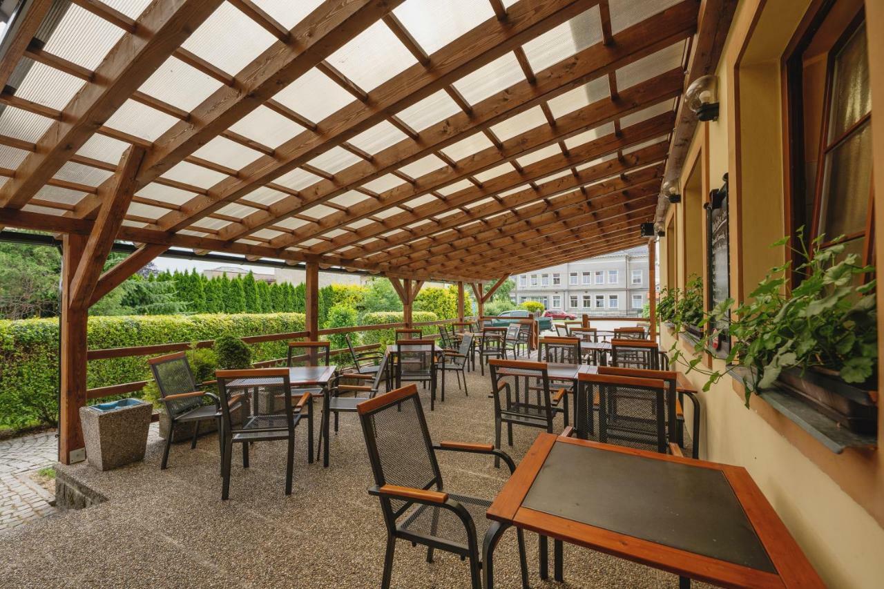 Hotel Taverna Javornik  Bagian luar foto