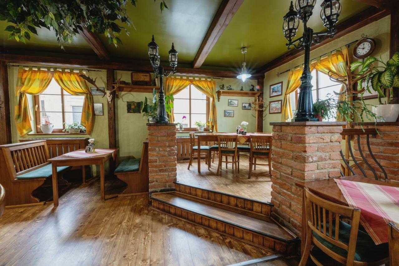 Hotel Taverna Javornik  Bagian luar foto