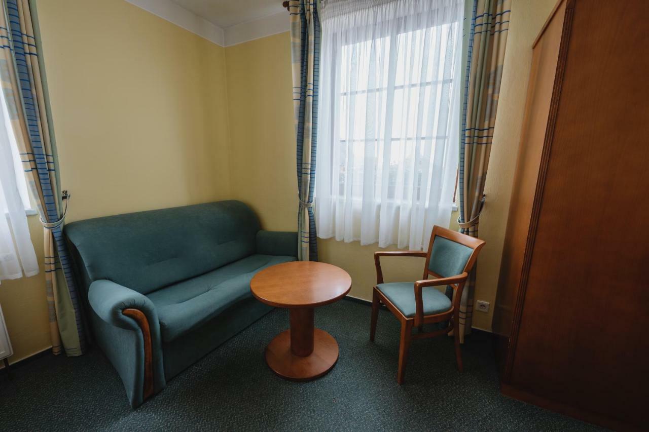 Hotel Taverna Javornik  Bagian luar foto